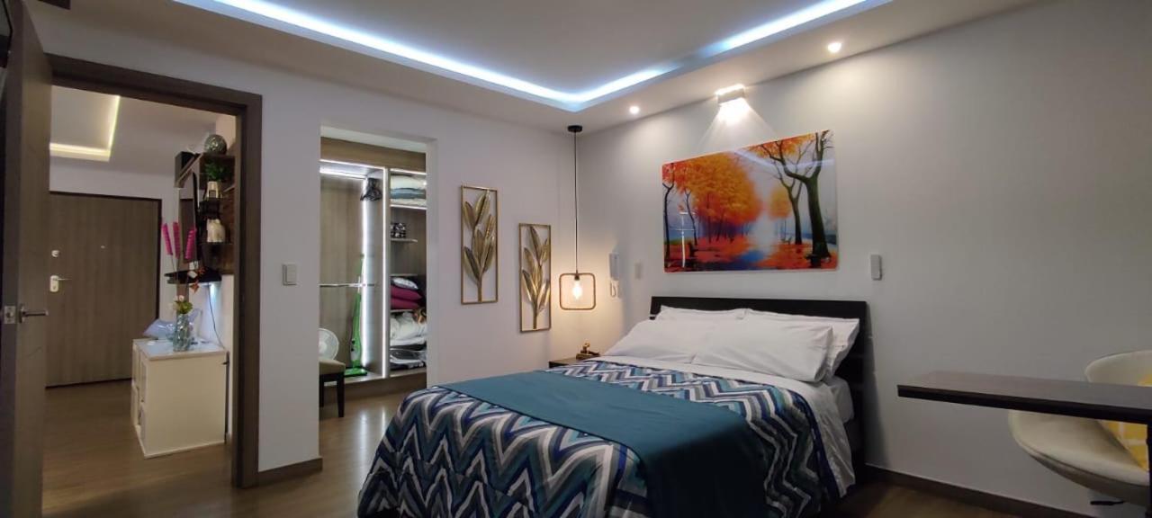 De Lujo, Piso Alto, Junto Parque Carolina, Generador Electrico * Quito